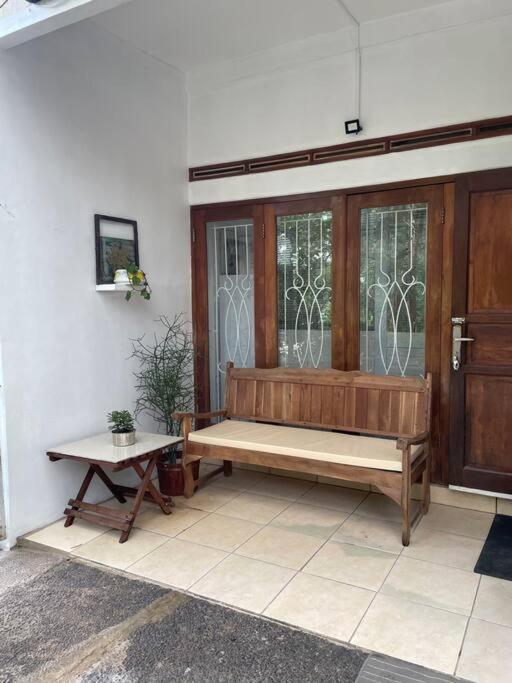 Grandma House In The Village With Back Garden * Bandung
